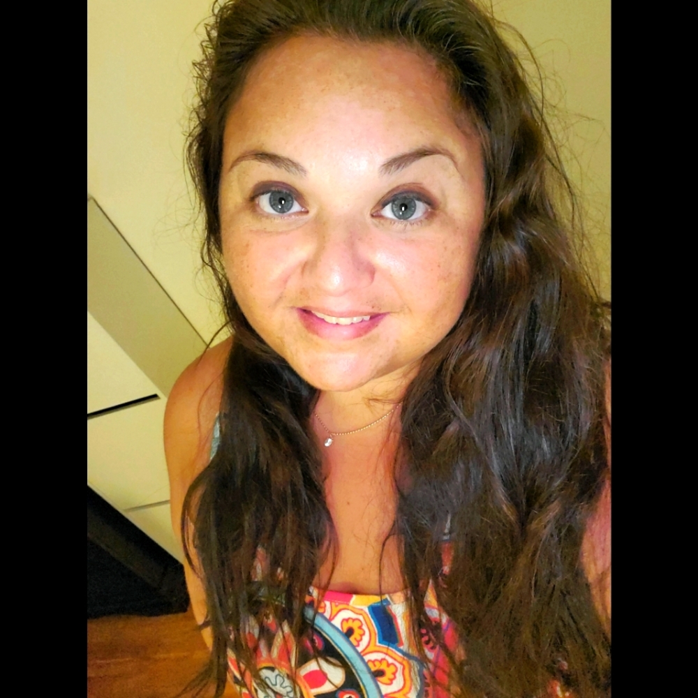 Meet your Posher, Anamaria